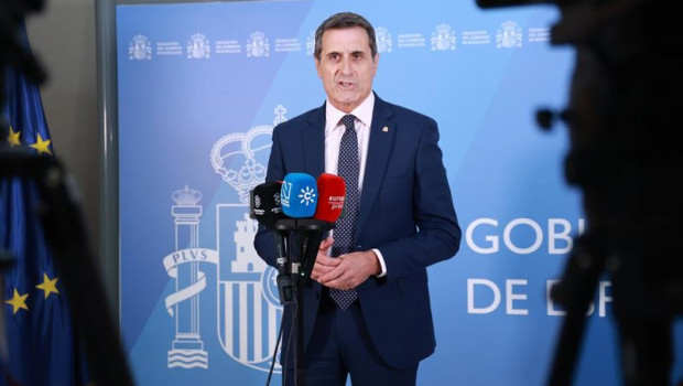 ep archivo el delegado del gobierno en andalucia pedro fernandez en una atencion a medios imagen ep archivo el delegado del gobierno en andalucia pedro fernandez en una atencion a medios imagen
