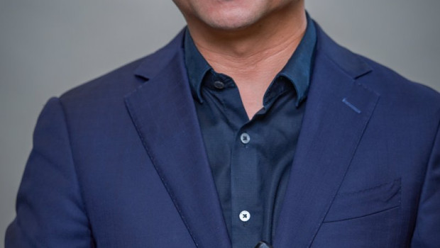 ep archivo   el nuevo director general de xiaomi para europa occidental qx wang