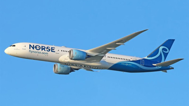 ep archivo   la low cost noruega norse ficha a jp morgan para valorar una posible venta o fusion