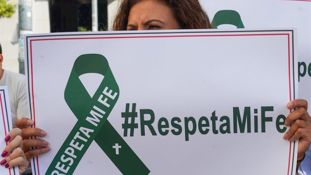 ep concentracion convocada en apoyo a las tres mujeres juzgadas por un delito contra los