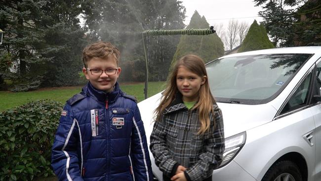 Daniel y Lara Krohn ideadores del proyecto para limpiar el parabrisas con lluvia | FORD ep daniellara krohn ideadoresproyectolimpiarparabrisaslluvia