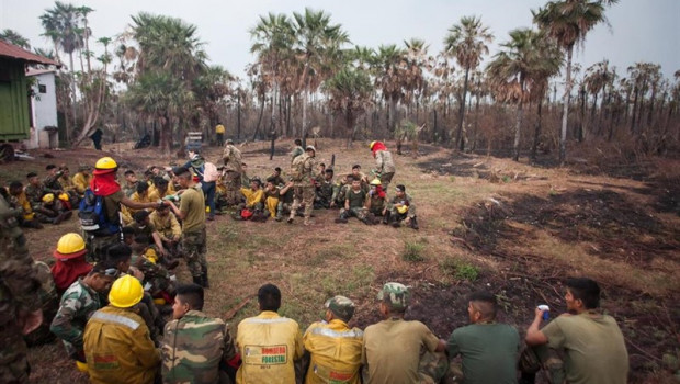 ep efectivos para la extincion de incendios en bolivia