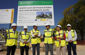 ep el consejero de inteligencia artificial jose antonio nieto visita las obras del centro de datos