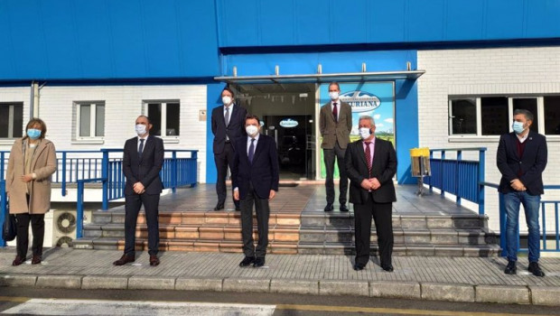 ep el ministro de agricultura pesca y alimentacion luis planas visita las instalaciones de la