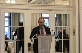 ep el presidente de la federacion nacional empresarial de alquiler de vehiculos feneval juan luis