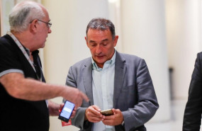 ep el secretario general del pce y diputado de izquierda unida dentro de unidas podemos enrique