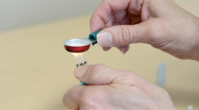 ep equipo utilizado para preparar las drogas antes de inyectarse