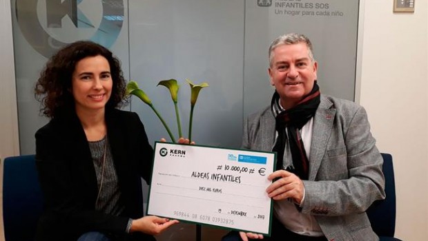 ep kern pharma realizanuevo donativo10000 eurosaldeas infantiles sos