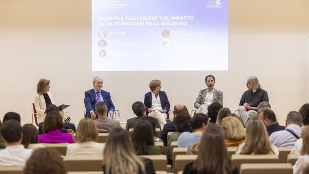 ep la asociacion espanola de empresas de consultoria aec ha presentado tech talent aec una nueva