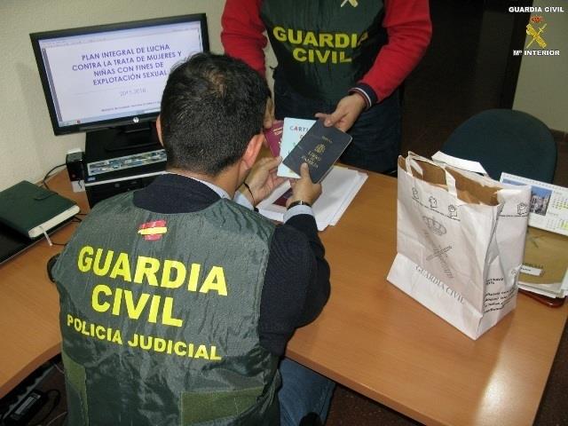 ep la guardia civil desarticulared dedicadala trataseres humanos