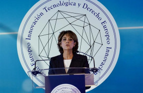 ep la ministra de justicia dolores delgado enla inauguracion del v congreso nacional de