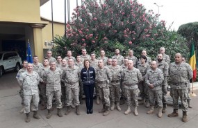 ep la ministradefensa maria dolorescospedal en mali