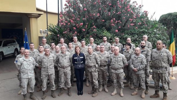 ep la ministradefensa maria dolorescospedal en mali