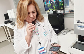 ep la presidenta de la asociacion espanola contra la meningitis cristina regojo