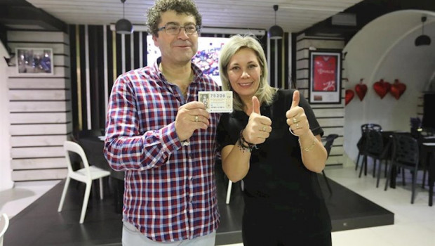 ep los duenos de un bar agraciado de uno de los quintos premios jose manuel ambrosio y ana basile