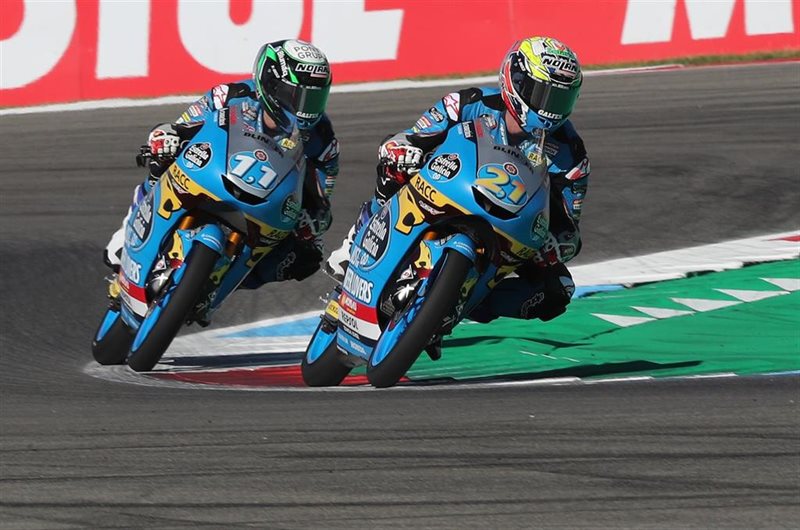 ep los pilotos del estrella galicia 00 de moto3 alonso lopez y sergio garcia dols