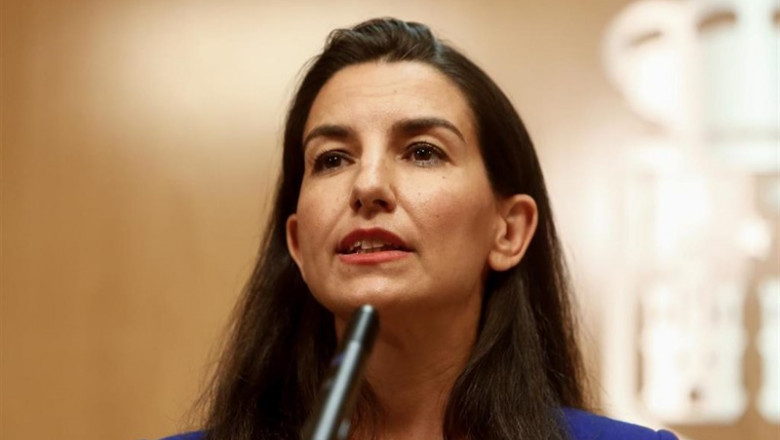 Rueda de prensa de la portavoz del Grupo Parlamentario VOX en la Asamablea de Madrid, Rocío Monasterio. | Ricardo Rubio - Europa Press ep ruedaprensala portavozgrupo parlamentario voxla asamableamadrid rocio monasterio