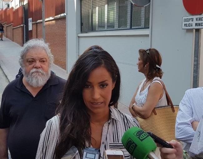 Villacís atiende a los medios en Vallecas | CIUDADANOS ep villacis atiendelos mediosvallecas