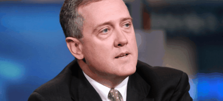 Bullard cree que la Fed debería seguir adelante con su plan de recortar estímulos