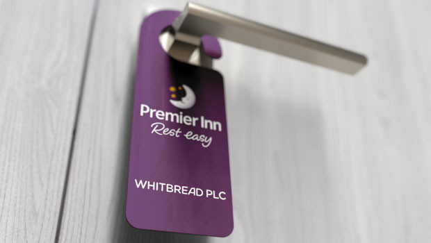 dl whitbread plc ftse 100 premier inn consumo discrecional viajes y ocio hoteles y moteles logo