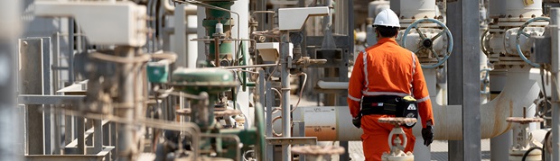 Oil, gas prices surge as Middle East war escalates