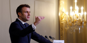 emmanuel macron prononce son discours devant les membres de la federation francaise de la boulangerie patisserie a l elysee a paris 
