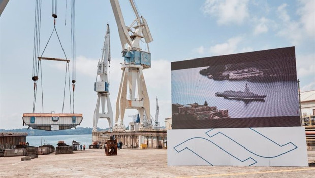 ep archivo   colocada en la grada de navantia ferrol la quilla de la primera de las fragatas de la