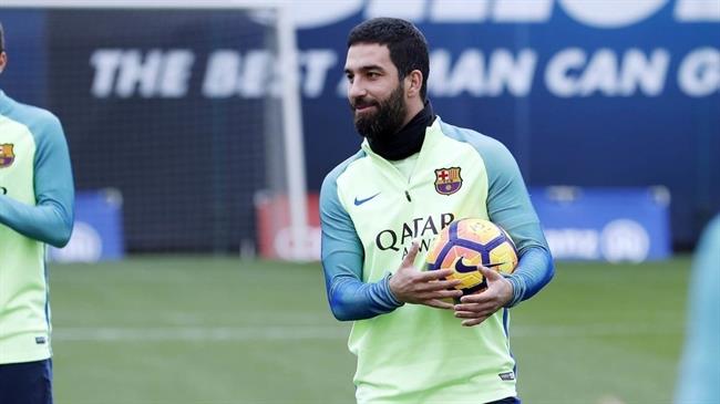 Arda Turan entrenamiento Barcelona | MIGUEL RUIZ/FCB ep arda turan entrenamiento barcelona