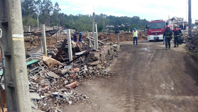 Destrozos ocasionados por la explosión de material pirotécnico en Tui | EUROPA PRESS - Archivo ep destrozos ocasionadosla explosionmaterial pirotecnicotui