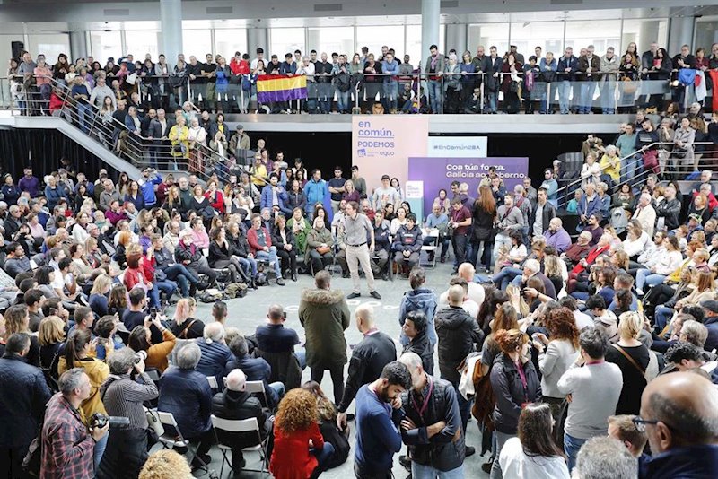 ep el lider de podemos pablo iglesias interviene en un mitin en vigo pontevedra
