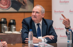 ep el ministro de industria y turismo jordi hereu en tarancon durante su visita a la empresa