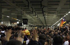 ep manifestantes irrumpenlas viasavegirona