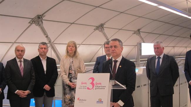 Minuto de silencio por las víctimas en la inauguración de la línea 3 del Metro | EUROPA PRESS ep minutosilenciolas victimasla inauguracionla linea 3metro