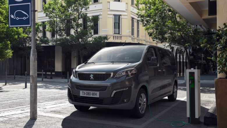 ep motor- peugeot presenta la version electrica de su traveller con hasta 330 kilometros de ep motor- peugeot presenta la version electrica de su traveller con hasta 330 kilometros de