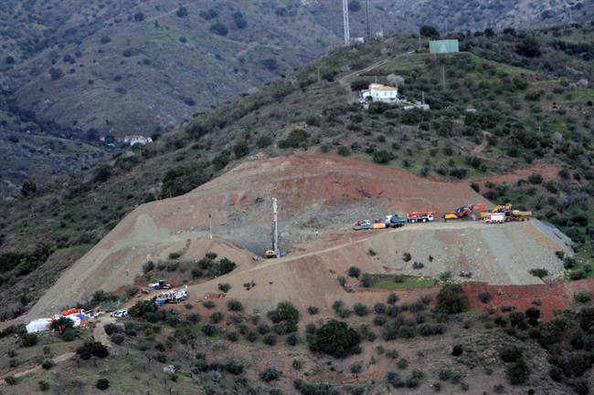 El operativo de rescate en el paraje Dolmén Monte Coronado en Totalán. | Álex Zea - Europa Press ep operativorescateparaje dolmen monte coronadototalan