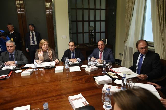 Pío García-Escudero preside la Mesa del Senado | EUROPA PRESS ep pio garcia-escudero presidemesasenado