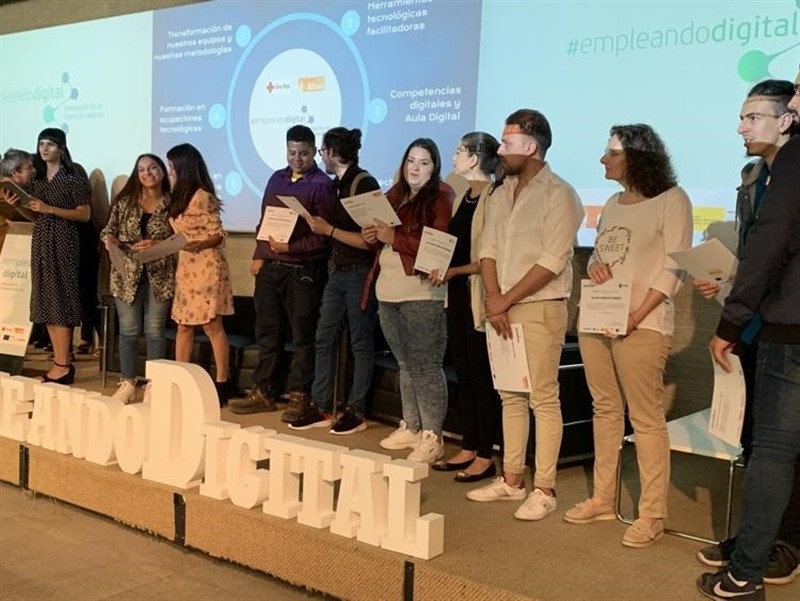 ep proyecto empleandodigital de cruz roja y fundacion secretariado gitano