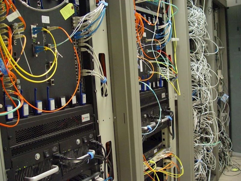 El 83% de las líneas de banda ancha fija contratadas en España son de fibra