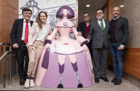 ep varios- fundacion once dona al cpe la menina disenada por la atleta sara andres