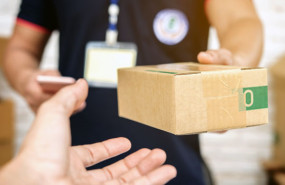 dl courier parcel delivery generic deliver packages ofcom licenced dl courier parcel delivery generic deliver packages ofcom licenced