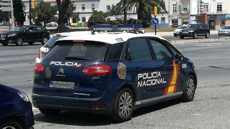 CNP Policía Nacional agentes poli coche vehículo policial | POLICÍA NACIONAL - Archivo ep cnp policia nacional agentes poli coche vehiculo policial
