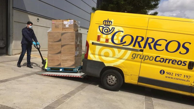 ep correos distribuye mascarillas para transportistas