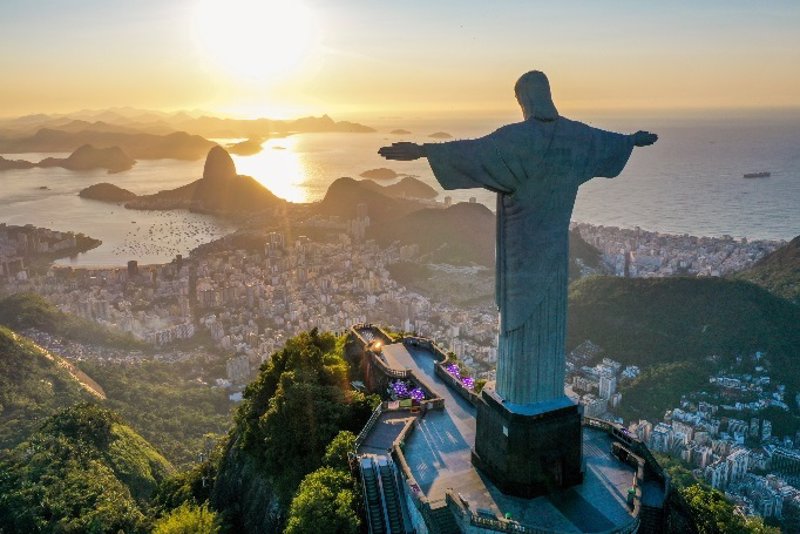 Santander, Microsoft o Visa participarán en el programa piloto del real digital de Brasil