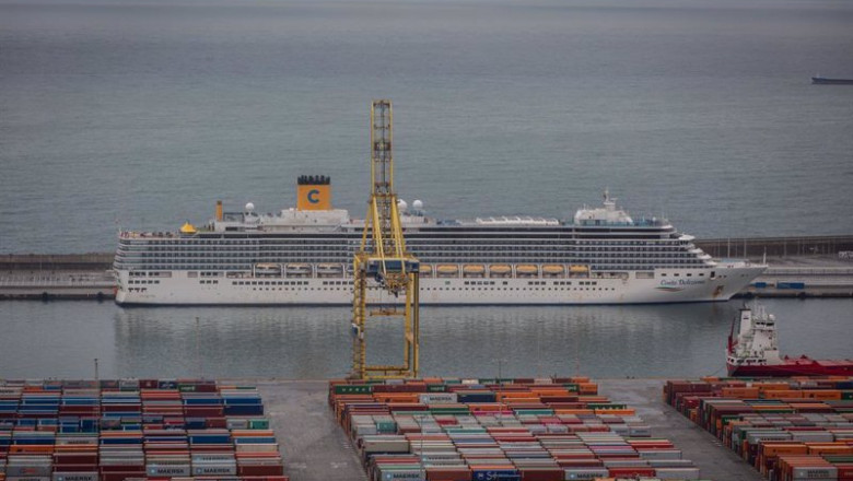 Crucero atraca en el Puerto de Barcelona | David Zorrakino - Europa Press - Archivo ep crucero atraca en el puerto de barcelona