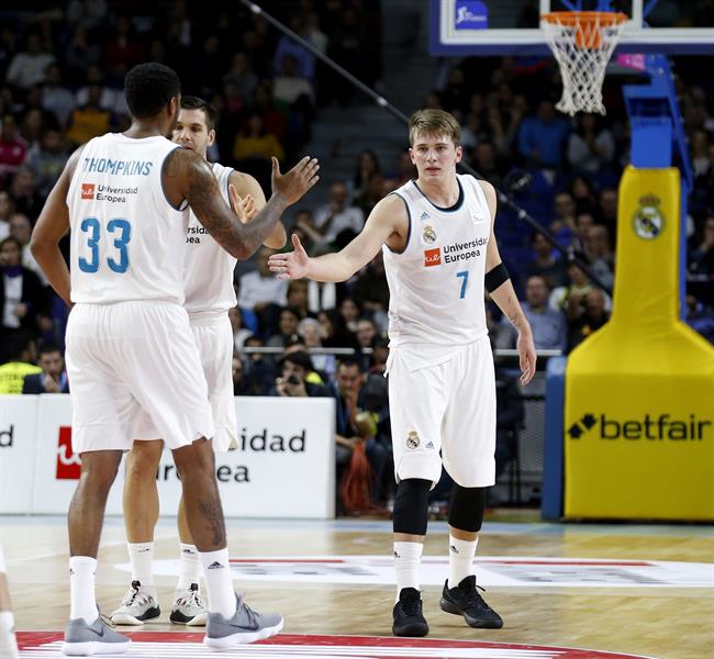 Doncic y Thompkins (Real Madrid) | ACB PHOTO/V. CARRETERO ep doncicthompkins real madrid