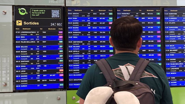 ep el asistente virtual del aeropuerto de barcelona