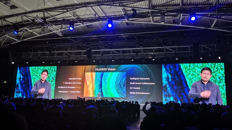 ep el ceo de huawei richard yu en la presentacion del televisor huawei vision en munich