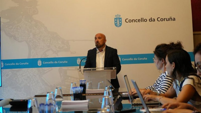 ep el concejal de hacienda y portavoz del gobierno local jose manuel lage en rueda de prensa ep el concejal de hacienda y portavoz del gobierno local jose manuel lage en rueda de prensa
