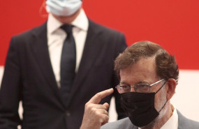 ep el lider del pp pablo casado con el expresidente mariano rajoy durante la presentacion del libro