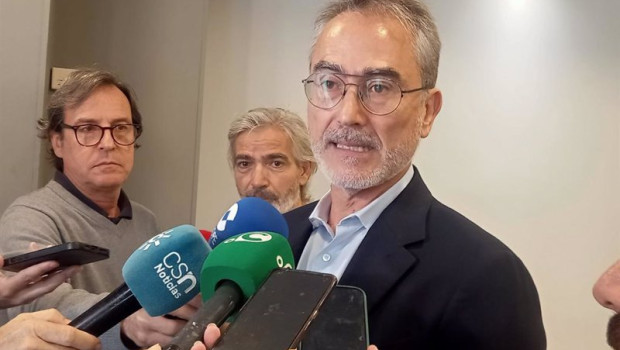 ep el presidente de aviones comerciales de airbus en espana ricardo rojas atiende a los periodistas